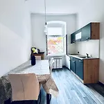 Simple 2-bedroom In Area Apartamento Klosterneuburg