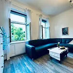 Simple 2-bedroom In Area Klosterneuburg