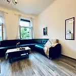 Simple 2-bedroom In Area Apartamento Klosterneuburg
