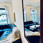 Apartamento Simple 2-bedroom In Area Klosterneuburg