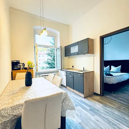 Apartment Modern 2br For 5p Peaceful & Klosterneuburg