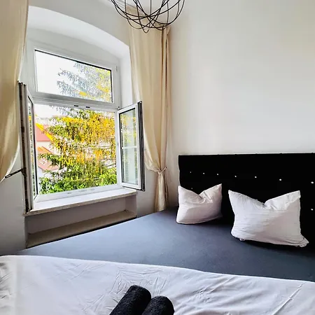 Simple 2-bedroom In Area Daire Klosterneuburg