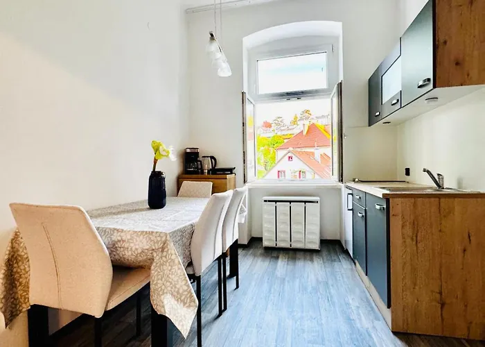 Simple 2-bedroom In Area *