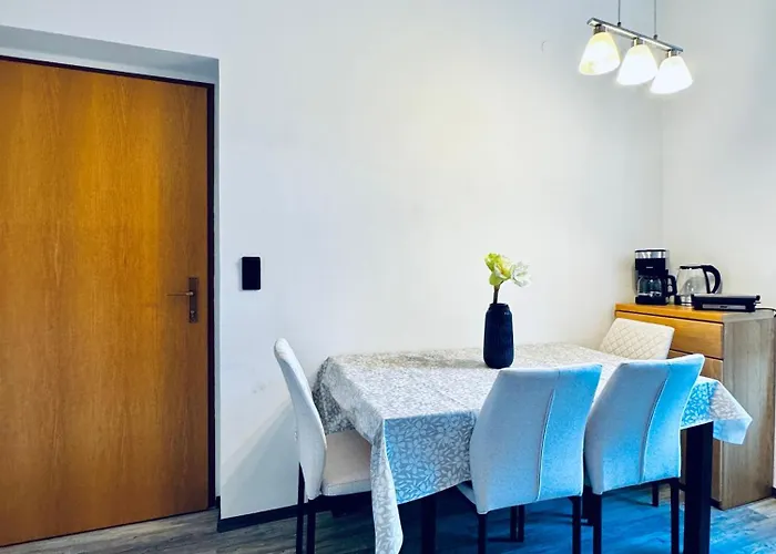 Simple 2-bedroom In Area Lägenhet