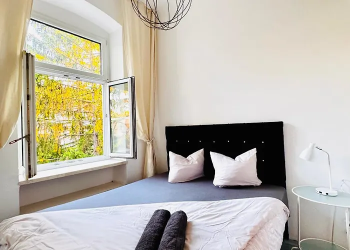 Simple 2-bedroom In Area Lägenhet Klosterneuburg