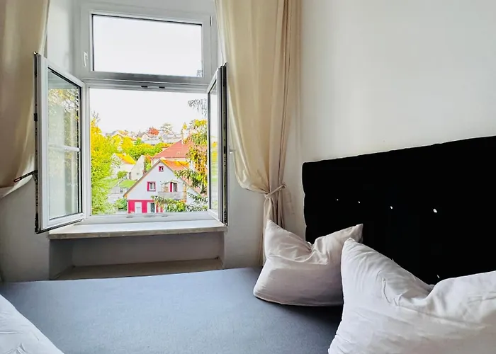 Simple 2-bedroom In Area Klosterneuburg