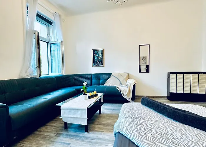 Simple 2-bedroom In Area *