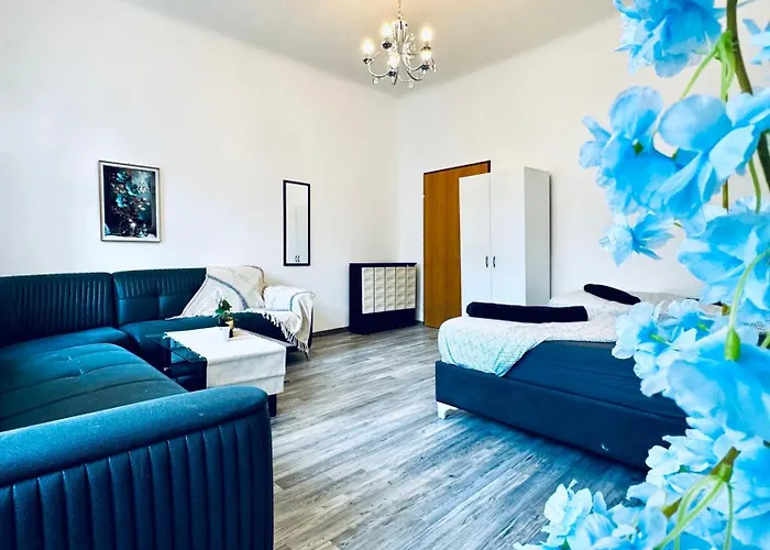 Simple 2-bedroom In Area Lägenhet *